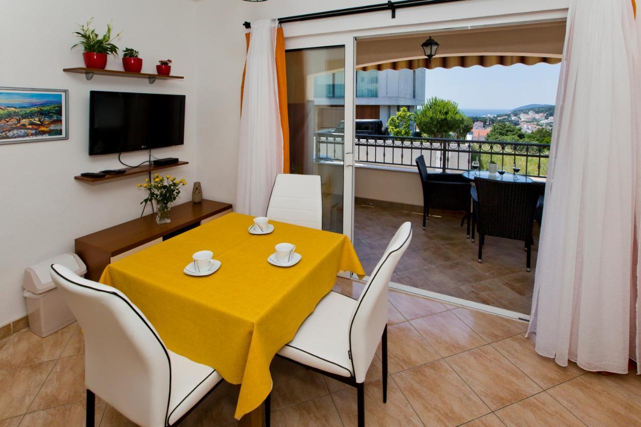 Apartment Zara Hvar Town Esterno foto