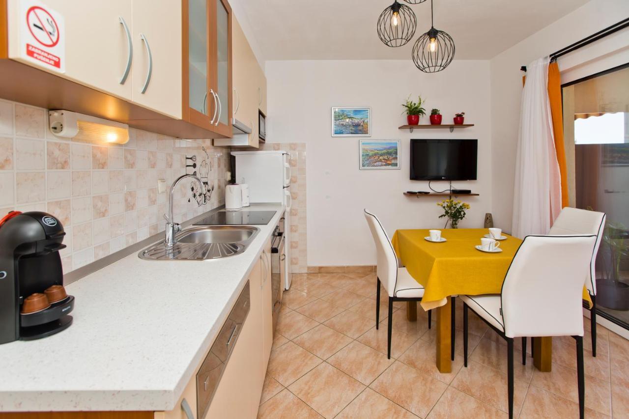 Apartment Zara Hvar Town Esterno foto